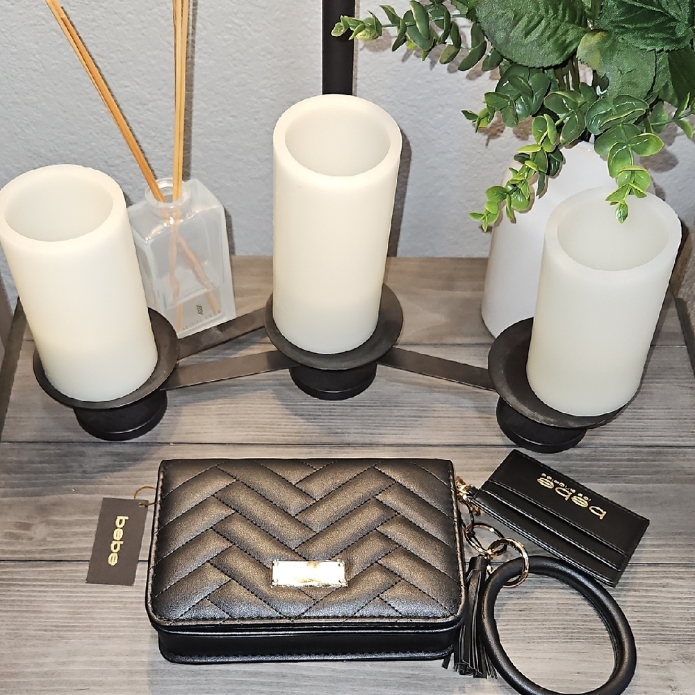 Bebe Black Sophia Shoulder Bag W/CC HOLDER & R-WRISTLET